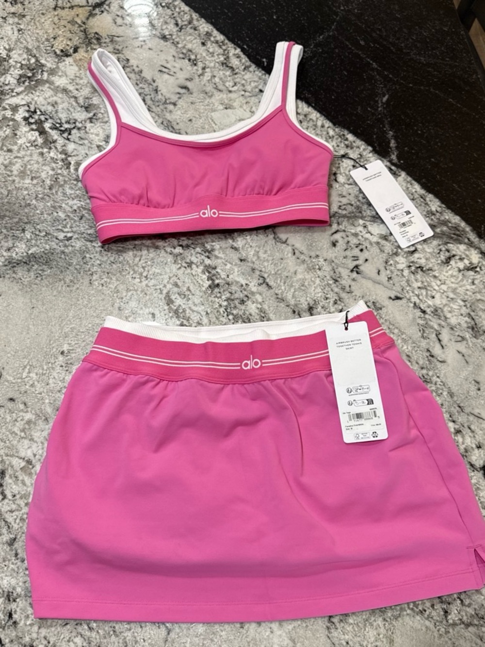 ALO Yoga Paradise Pink and White Scoop-Neck Sports Bra and Skirt!! Set - Picture 5 of 7